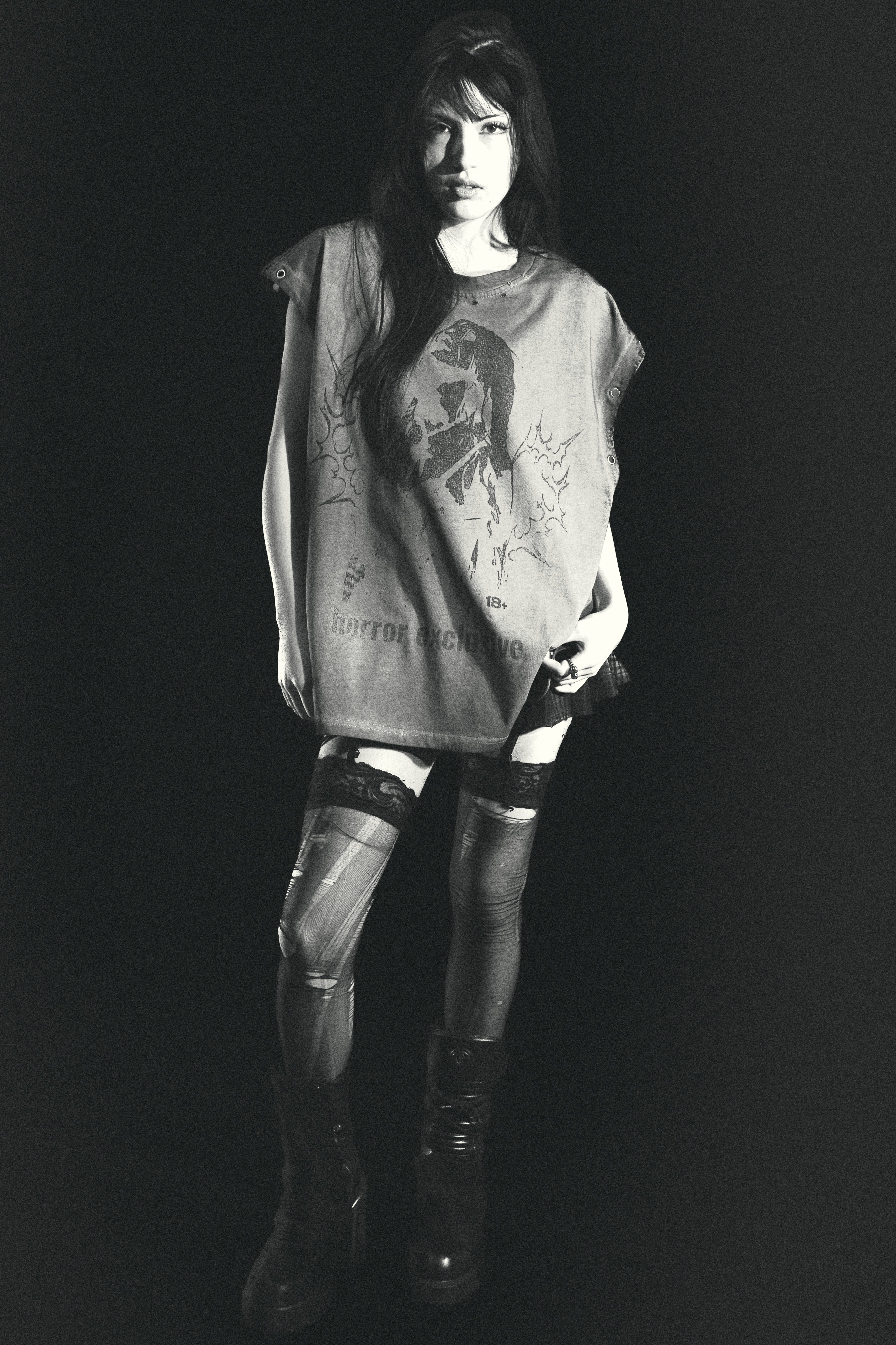Horror Exclusive Distressed Grommet Eyelet Tank Top