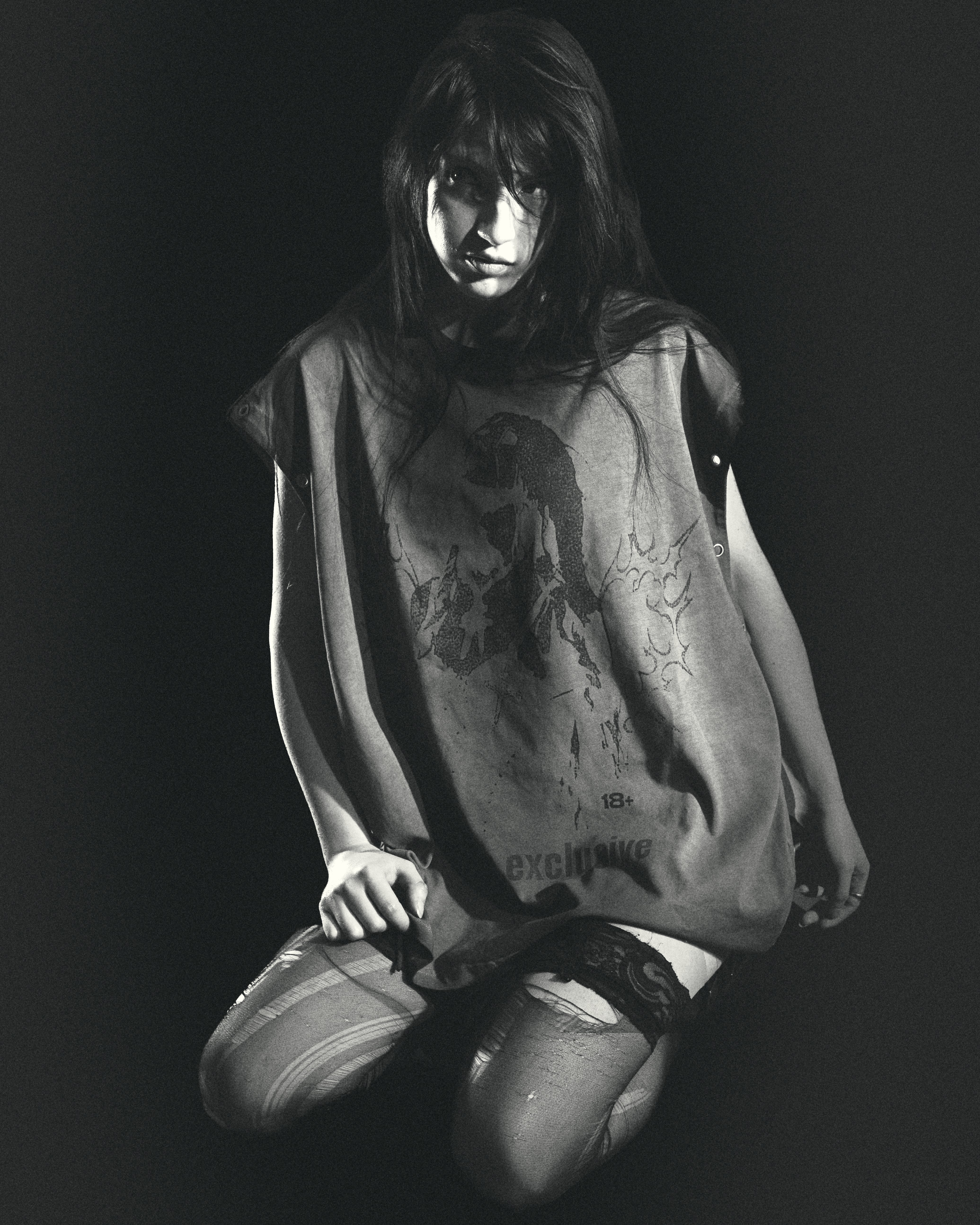 Horror Exclusive Distressed Grommet Eyelet Tank Top