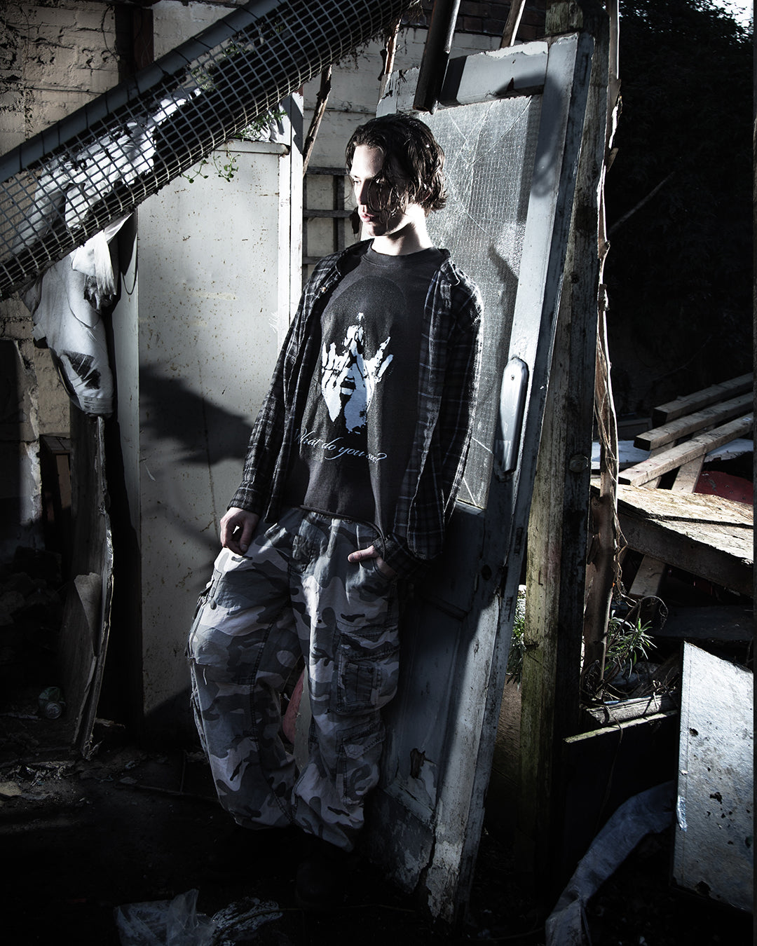 Perspective Snow Washed Raw-Hem T-Shirt