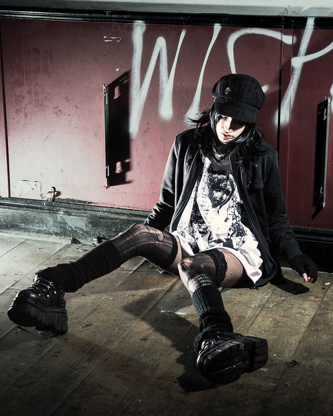 Decaying Raw Edge Boxy Non-Shrink T-Shirt