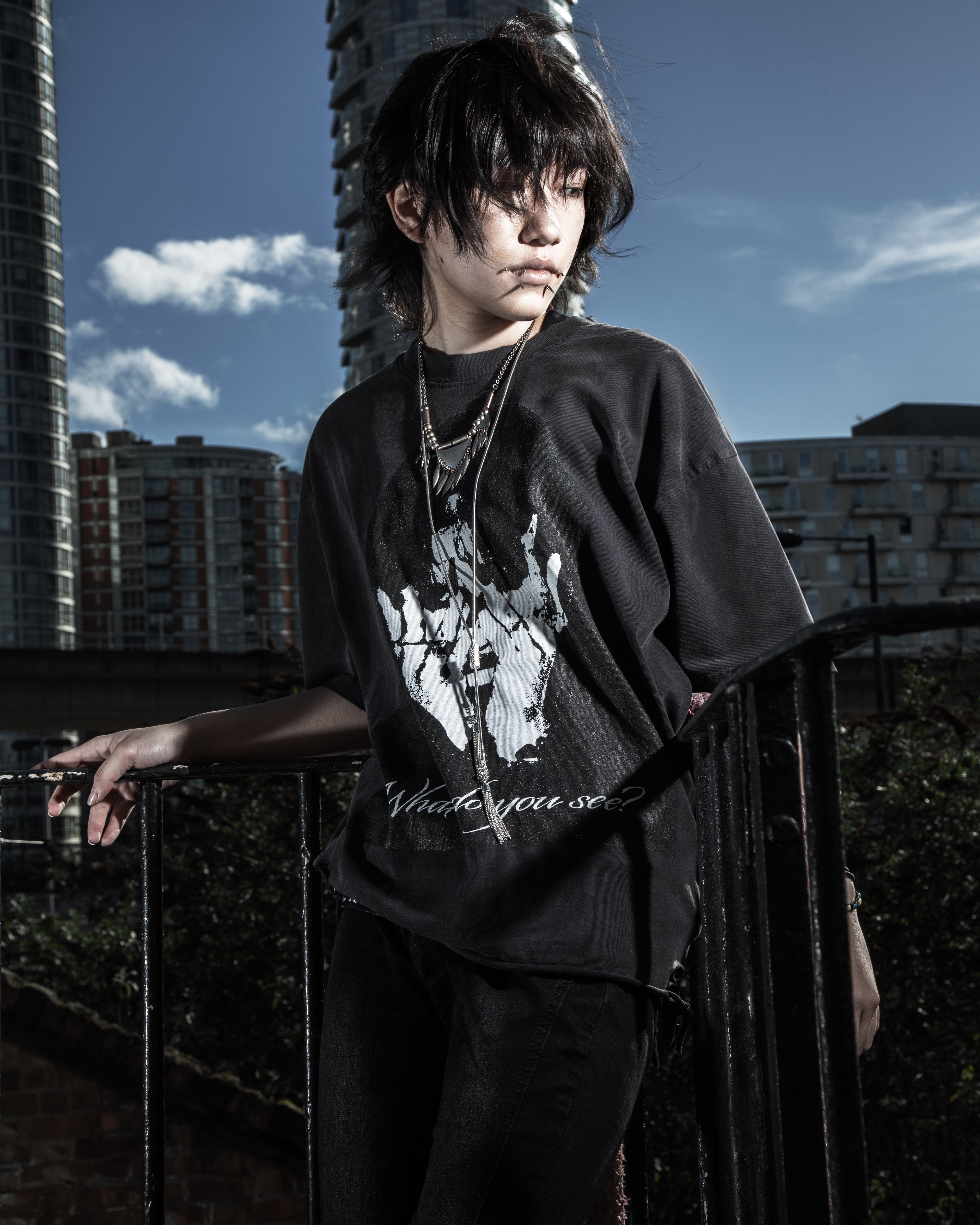 Perspective Snow Washed Raw-Hem T-Shirt